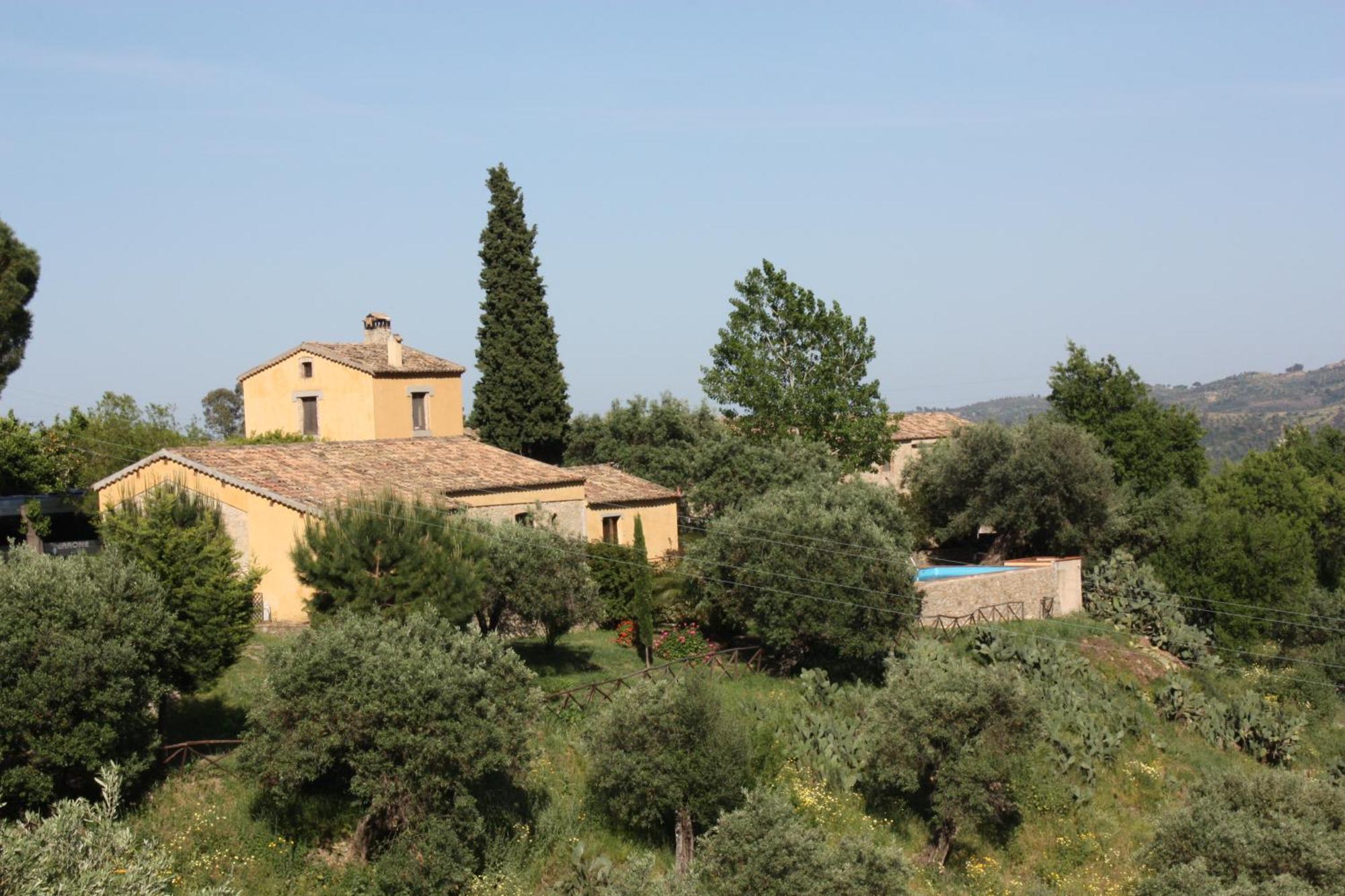 Azienda Agrituristica Biologica Il Querceto Αγία Σεβερίνα Εξωτερικό φωτογραφία