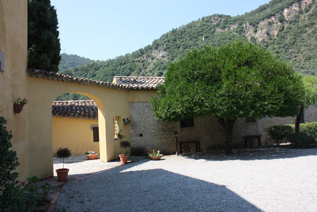 Azienda Agrituristica Biologica Il Querceto Αγία Σεβερίνα Εξωτερικό φωτογραφία