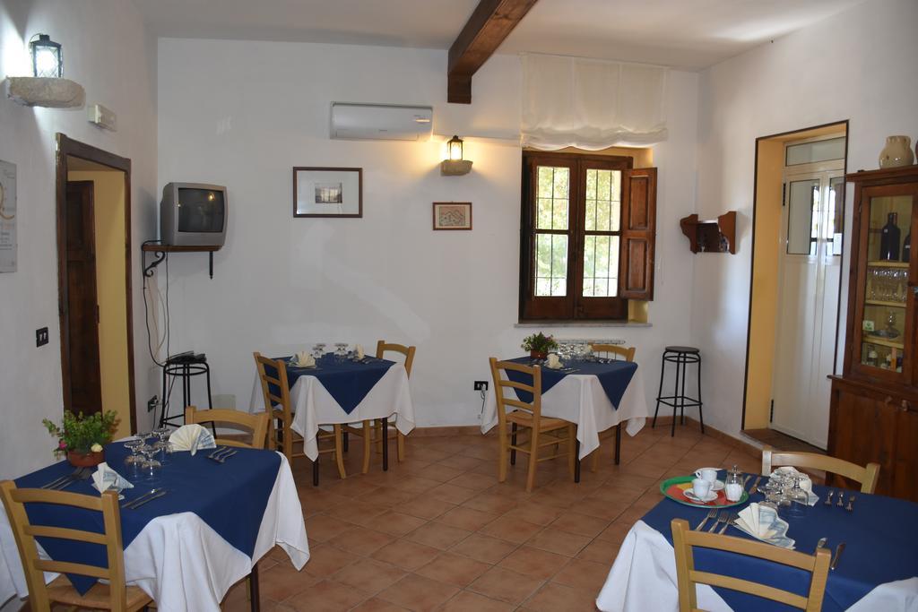 Azienda Agrituristica Biologica Il Querceto Αγία Σεβερίνα Εξωτερικό φωτογραφία